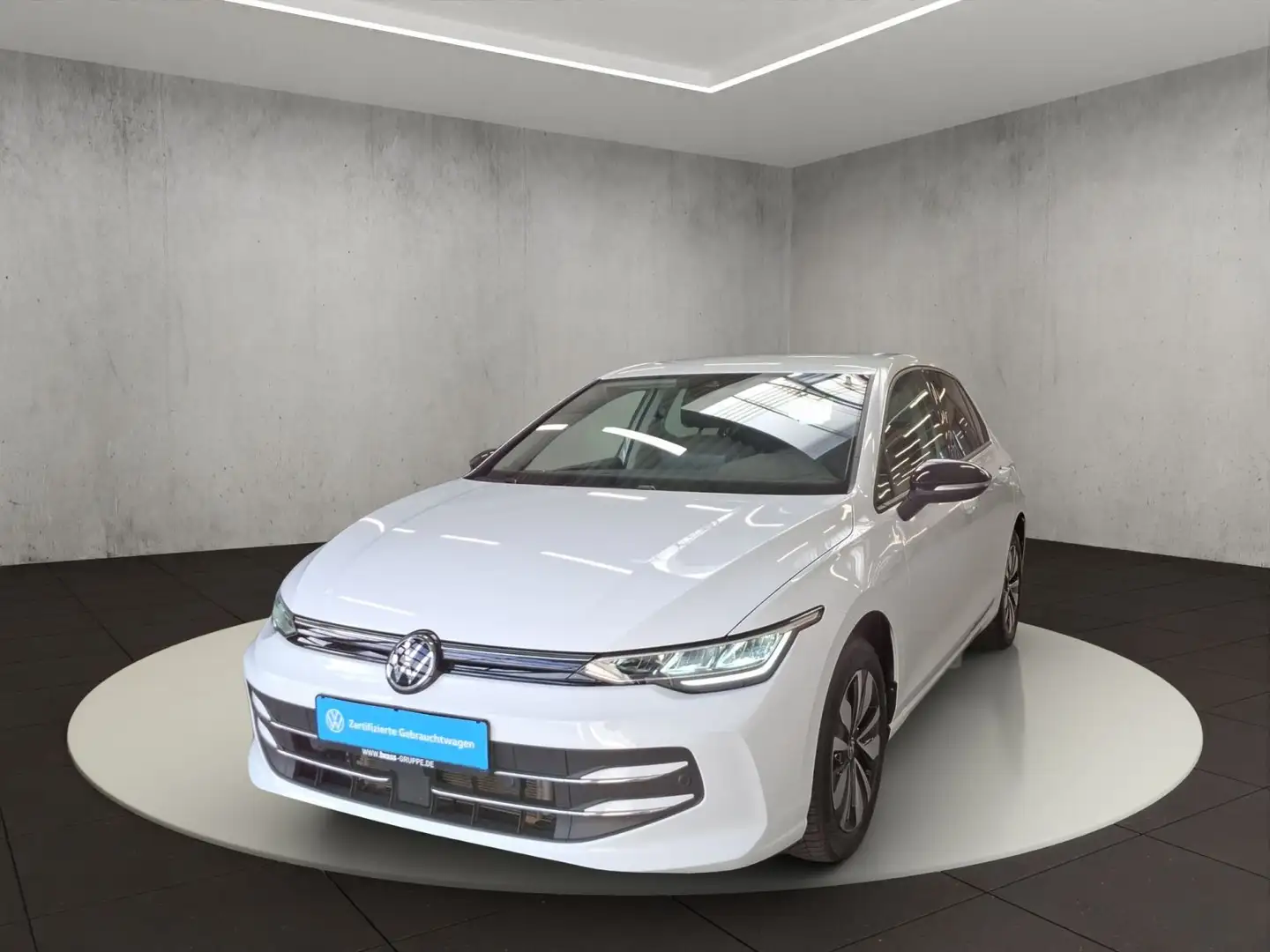 Volkswagen Golf Life 2,0 l TDI SCR 110 kW (150 PS) 7-Gang-D Weiß - 1