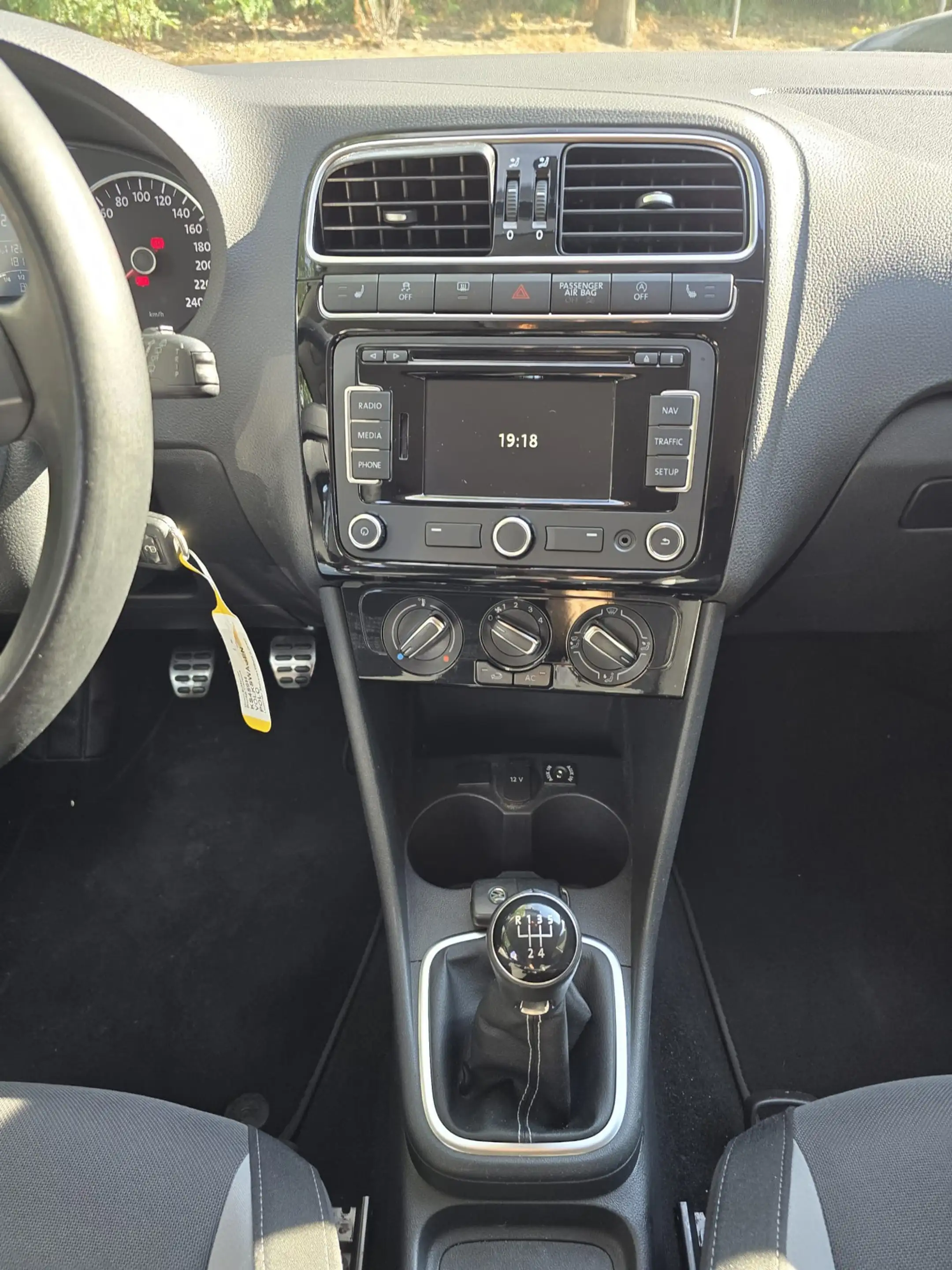 Volkswagen Polo 1.2 Easyline | 3/6 OF 12MND GARANTIE | NAVI | NW A — photo 24