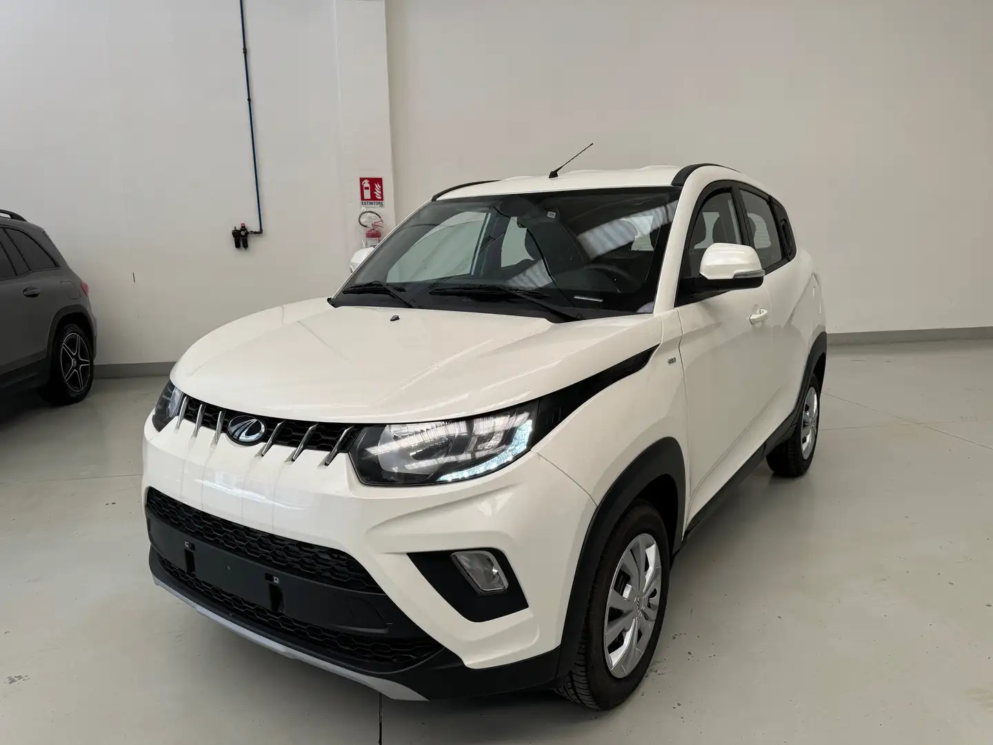 Mahindra KUV100 1.2 K6+ NUOVA PRONTA CONSEGNA " SUPER PREZZO " Blanco - 1