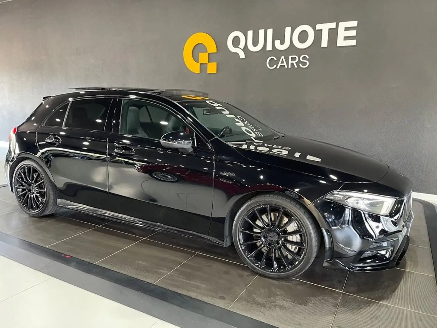 Mercedes-Benz A 35 AMG MercedesAMG 4MATIC Negro - 1