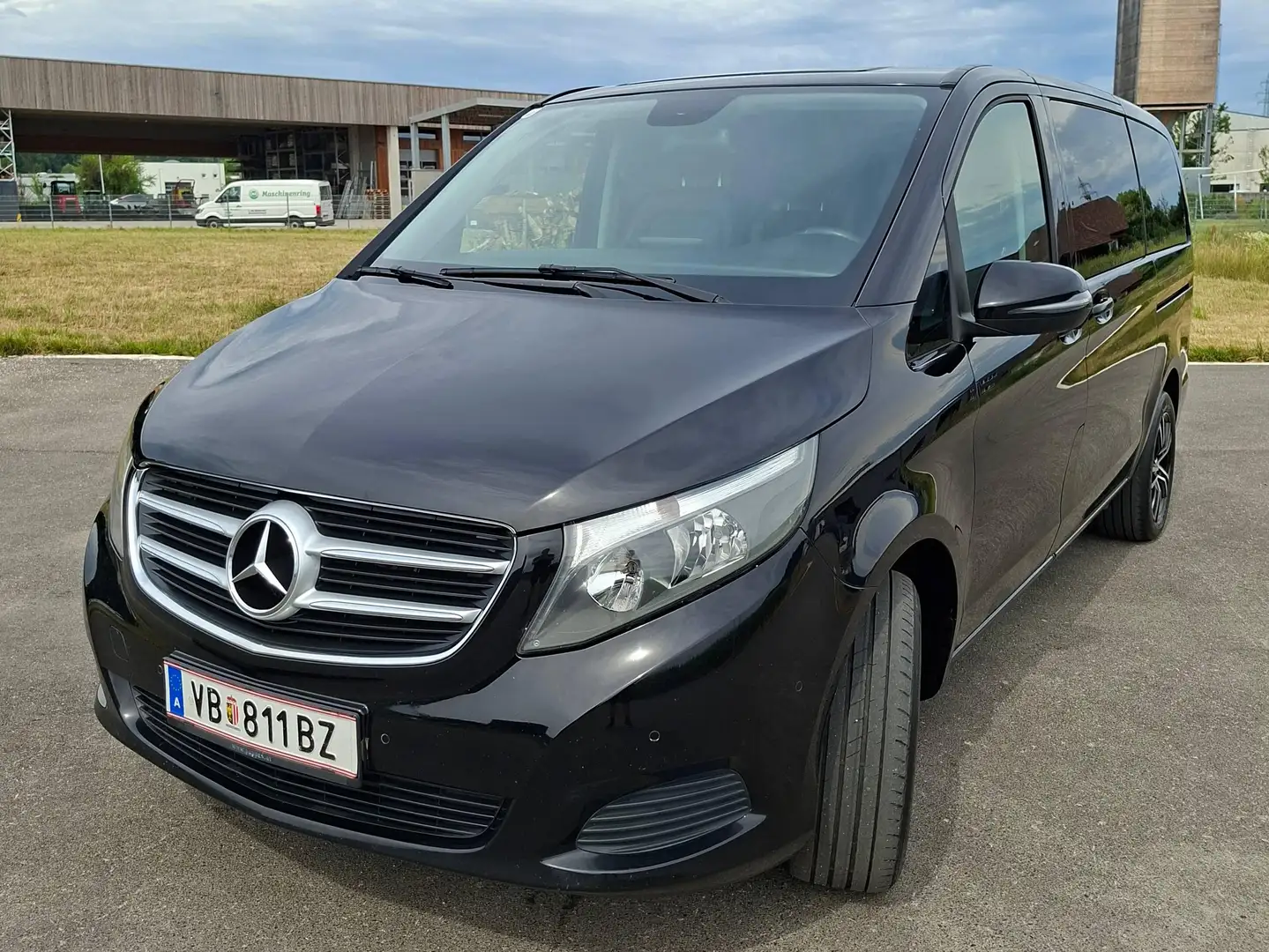 Mercedes-Benz V 220 V 220 d lang Aut. Schwarz - 1