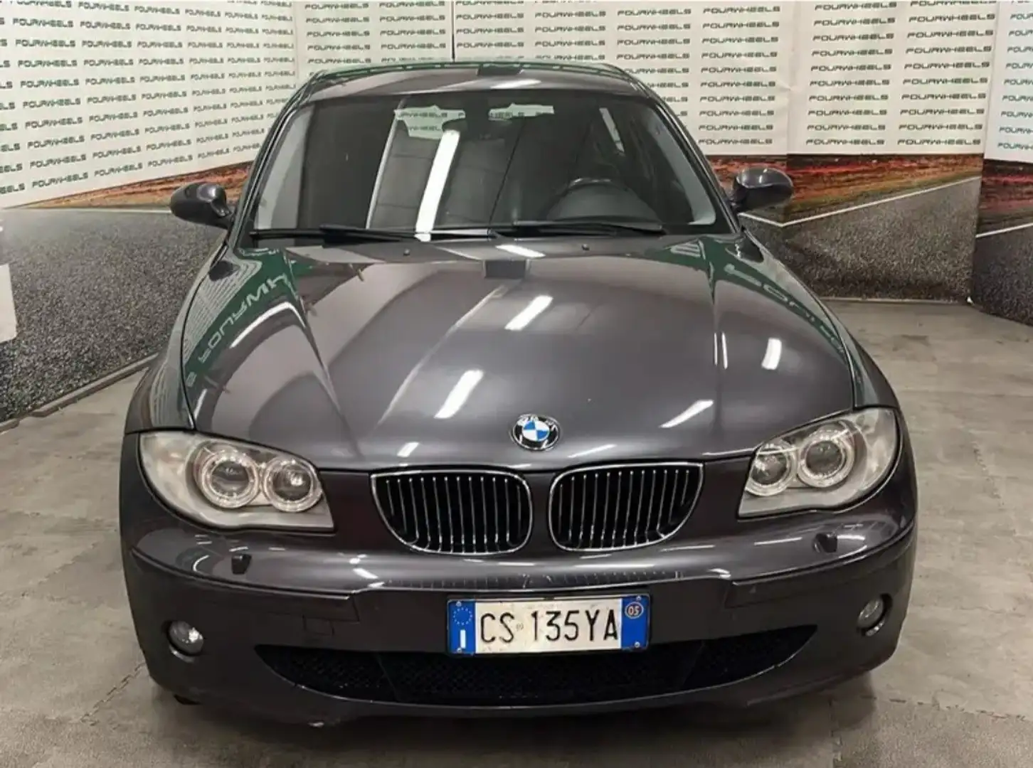 BMW 118 118 i attiva - 1