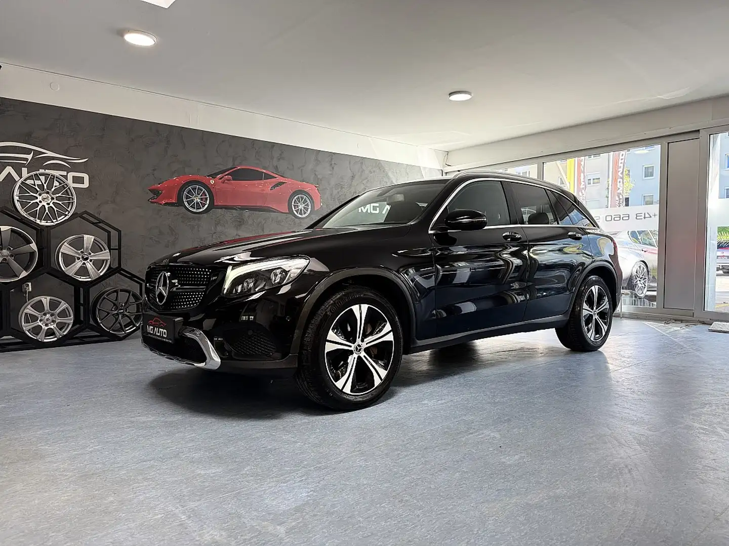 Mercedes-Benz GLC 220 d 4MATIC Aut. Schwarz - 1