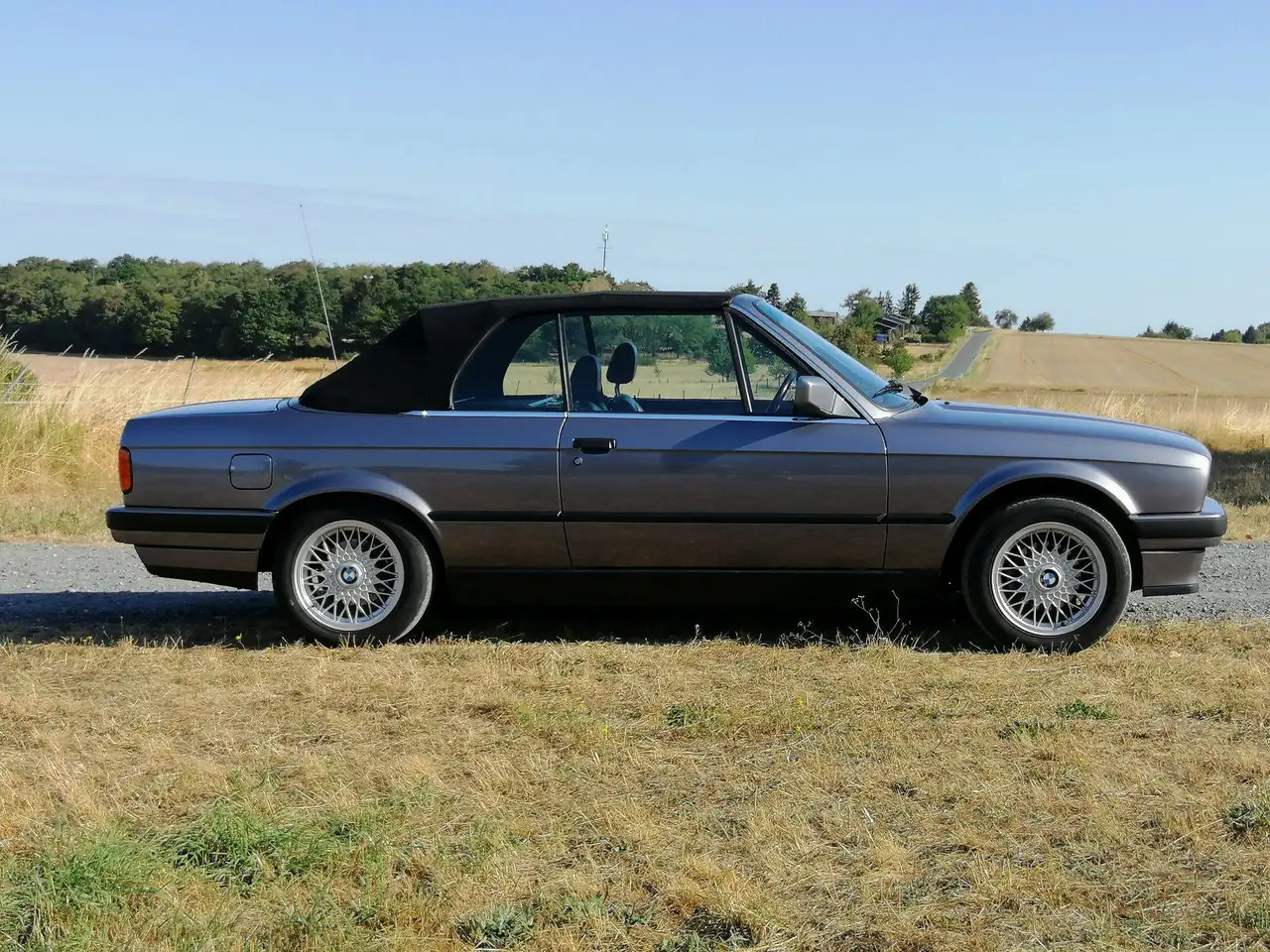 BMW 325i, foto 2