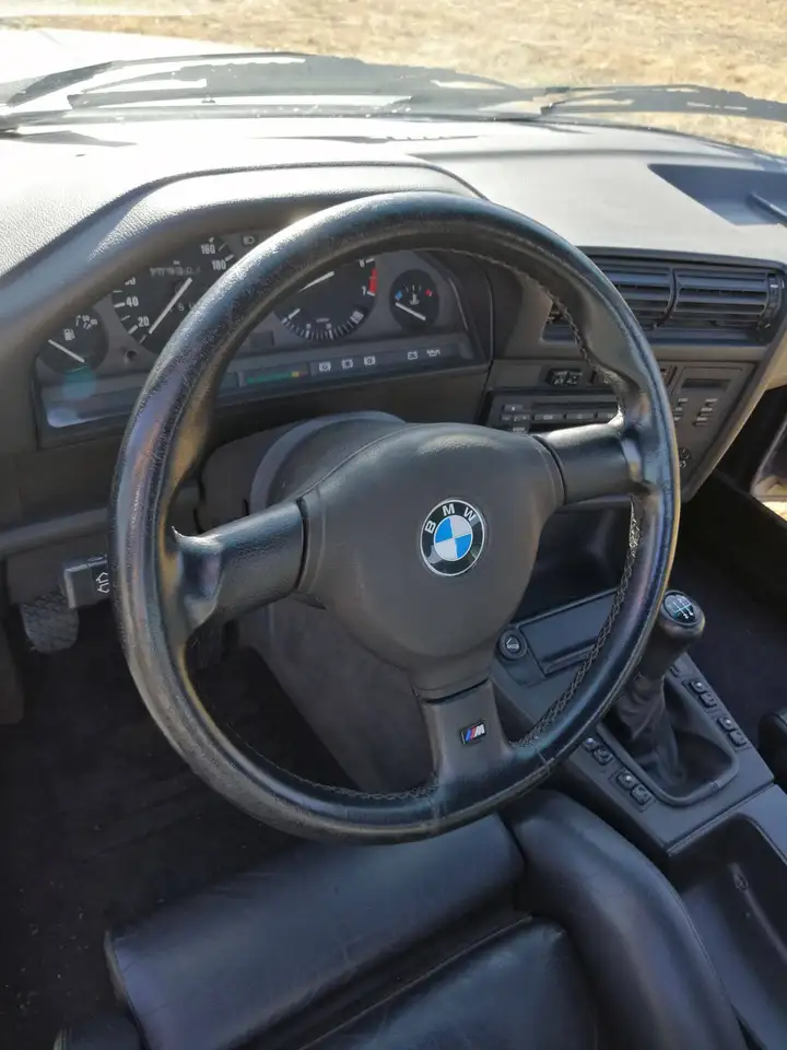 BMW 325i, foto 11
