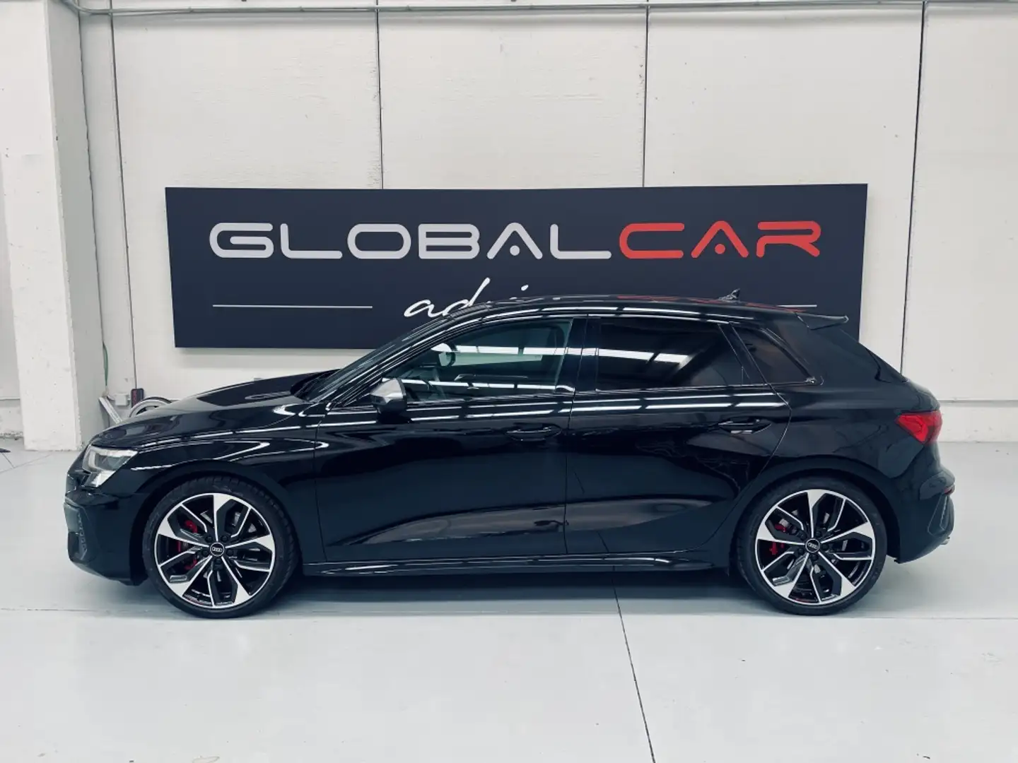 Audi S3 Sportback quattro S tronic Zwart - 2