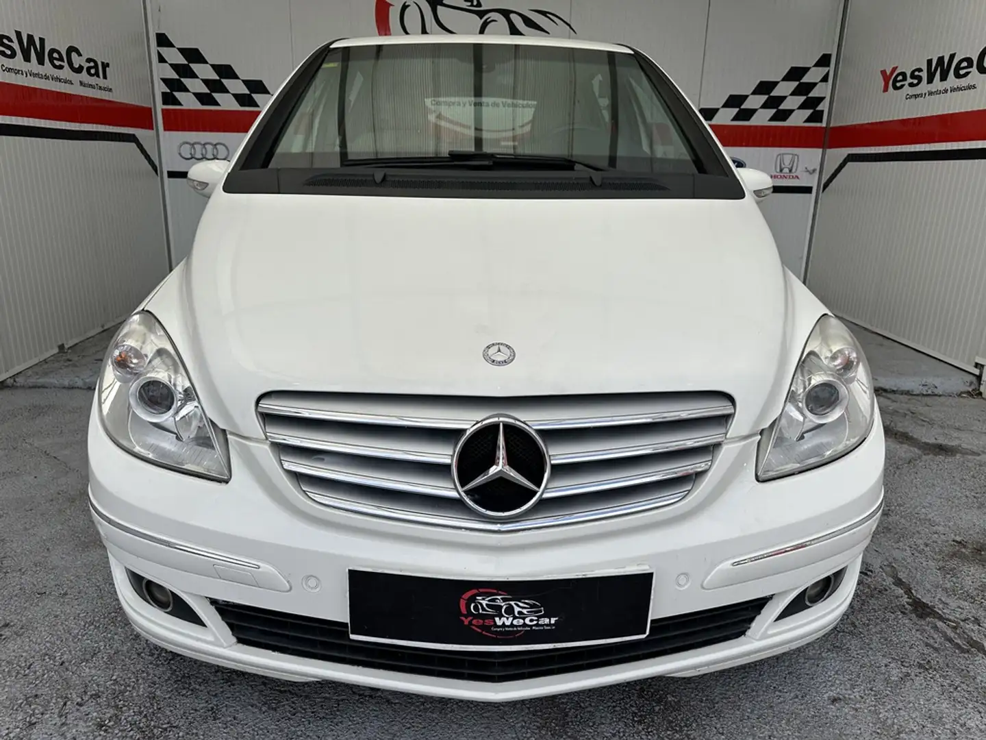 Mercedes-Benz B 200 200CDI Autotronic Weiß - 2