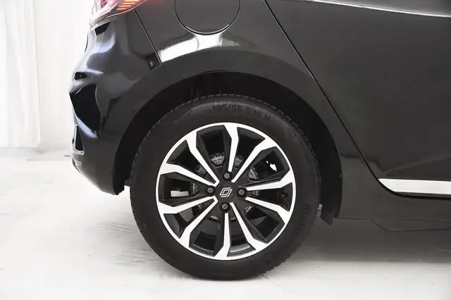 Renault Clio view 6