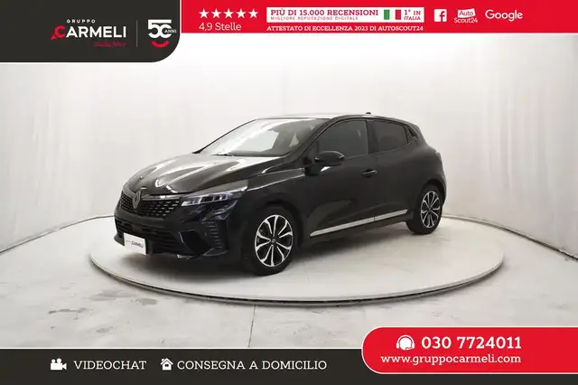 2025 Renault Clio in Black for sale