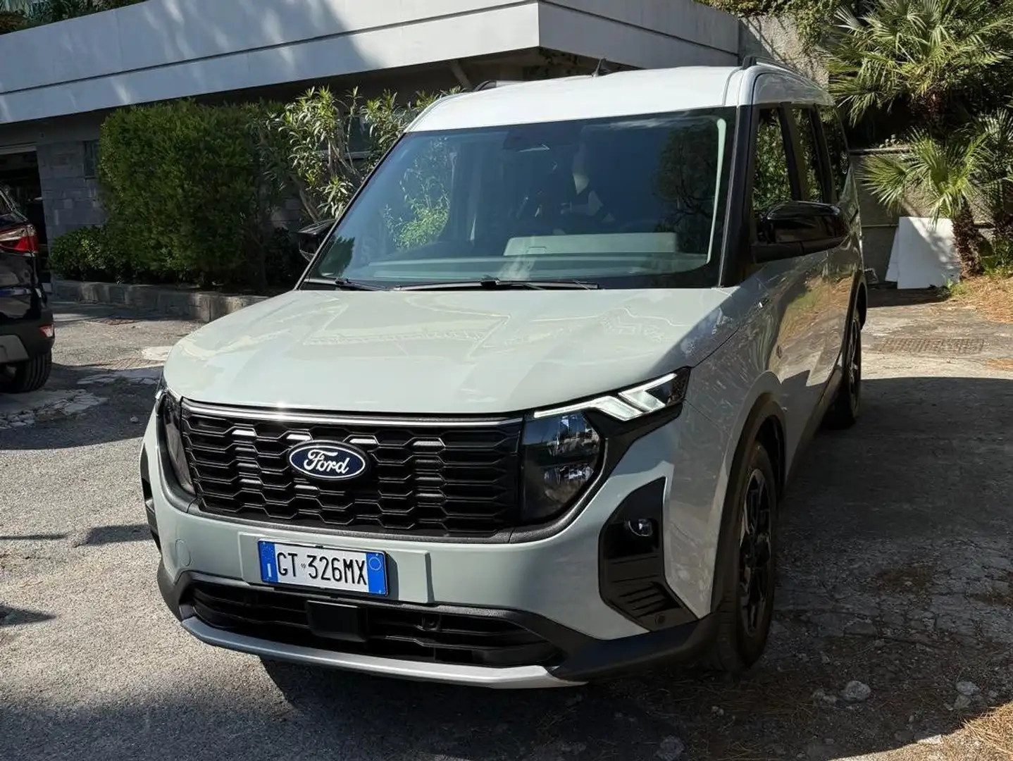 Ford Tourneo Courier 1.0 ecoboost Active AUTO Gris - 2