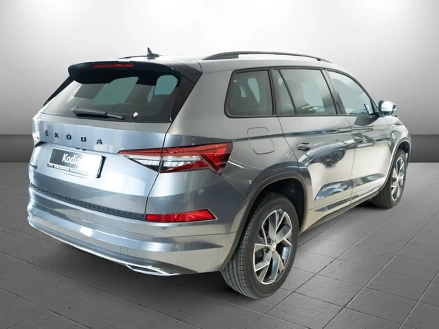 Skoda Kodiaq 2.0 TDI Sportline DSG MATRIX*AHK*ACC Gris - 2