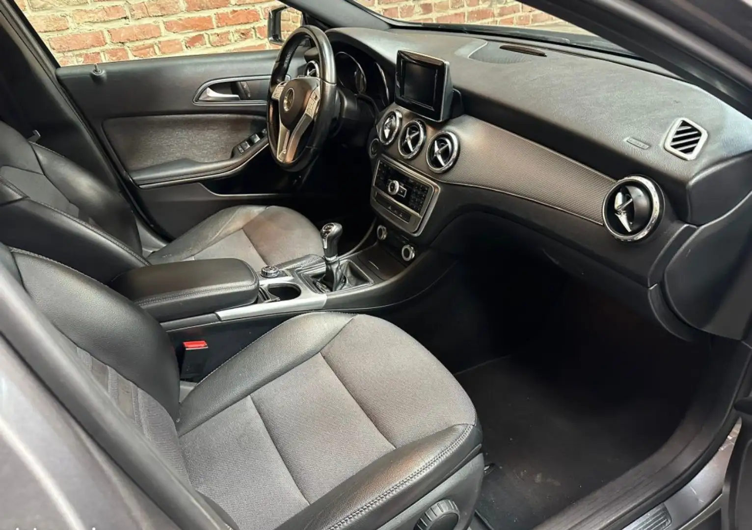 Mercedes-Benz GLA 200 Classe CDI Fascination - 2