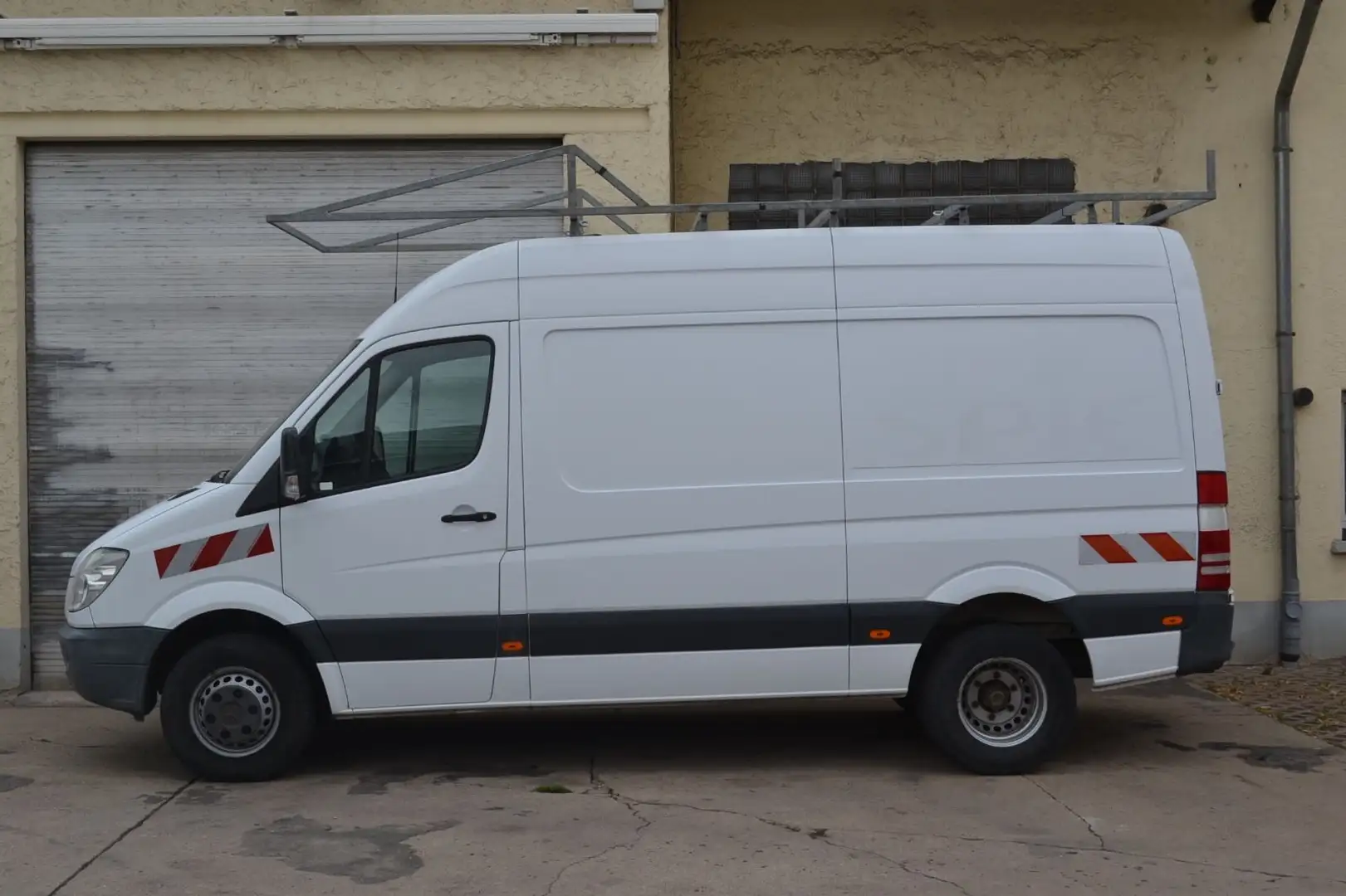 Mercedes-Benz Sprinter II Kasten 516 AHK 3,5to Generator Strom Wit - 2