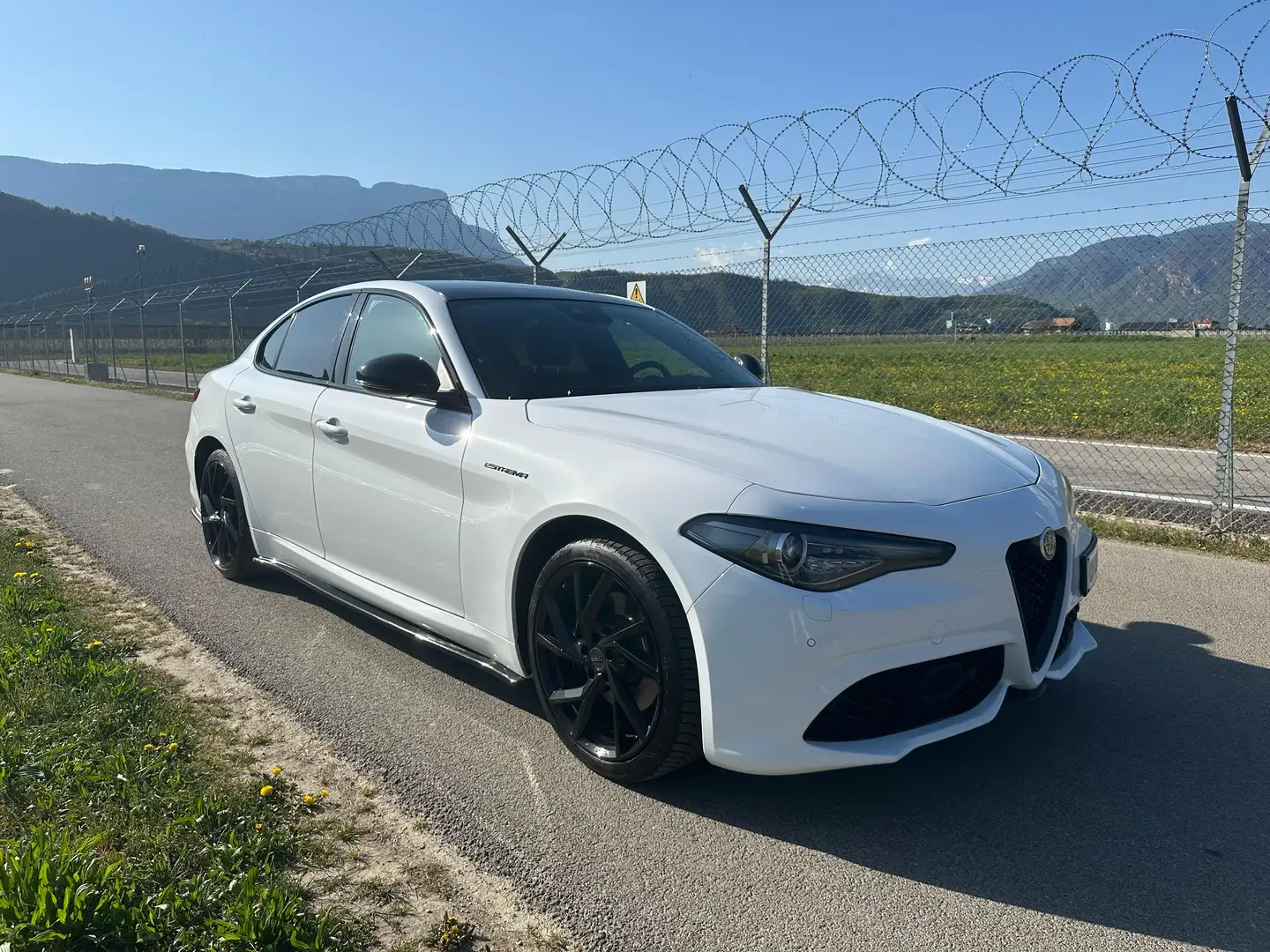 Alfa Romeo Giulia 2.0 t Estrema Q4 280cv auto - 1