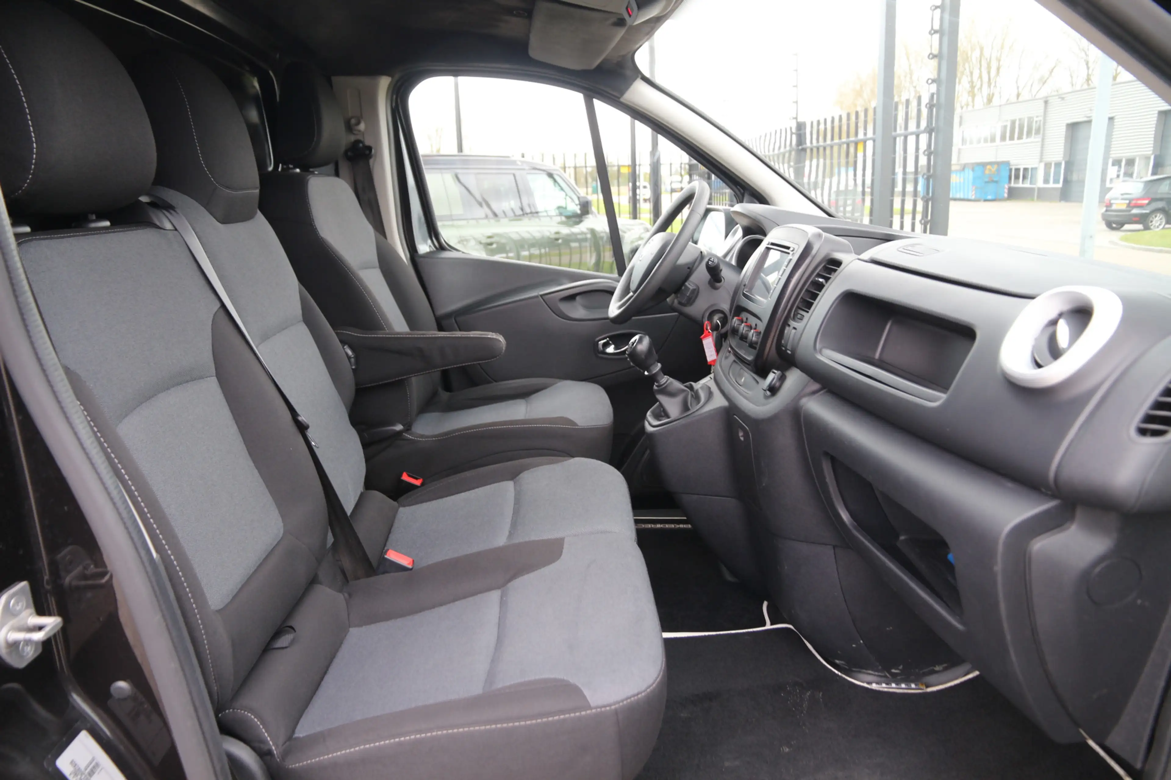 Fiat Talento 1.6 DCI 126PK / L2H1 / Trekhaak / Cruise / Airco.. — photo 9