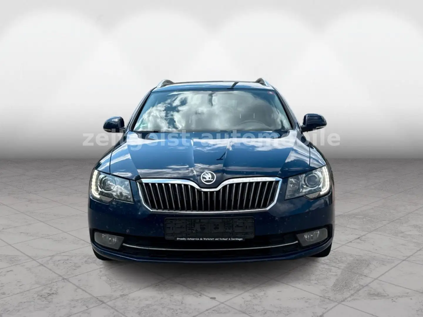 Skoda Superb 2.0d Combi Exclusive*TÜV 01.2027* Bleu - 2