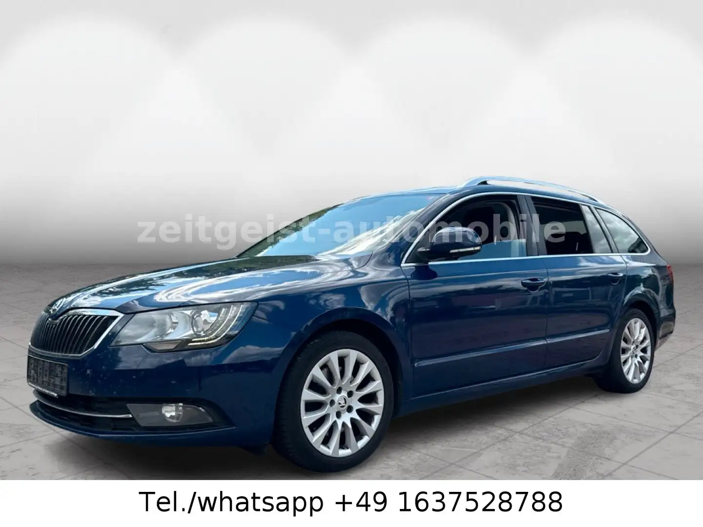 Skoda Superb 2.0d Combi Exclusive*TÜV 01.2027* Bleu - 1