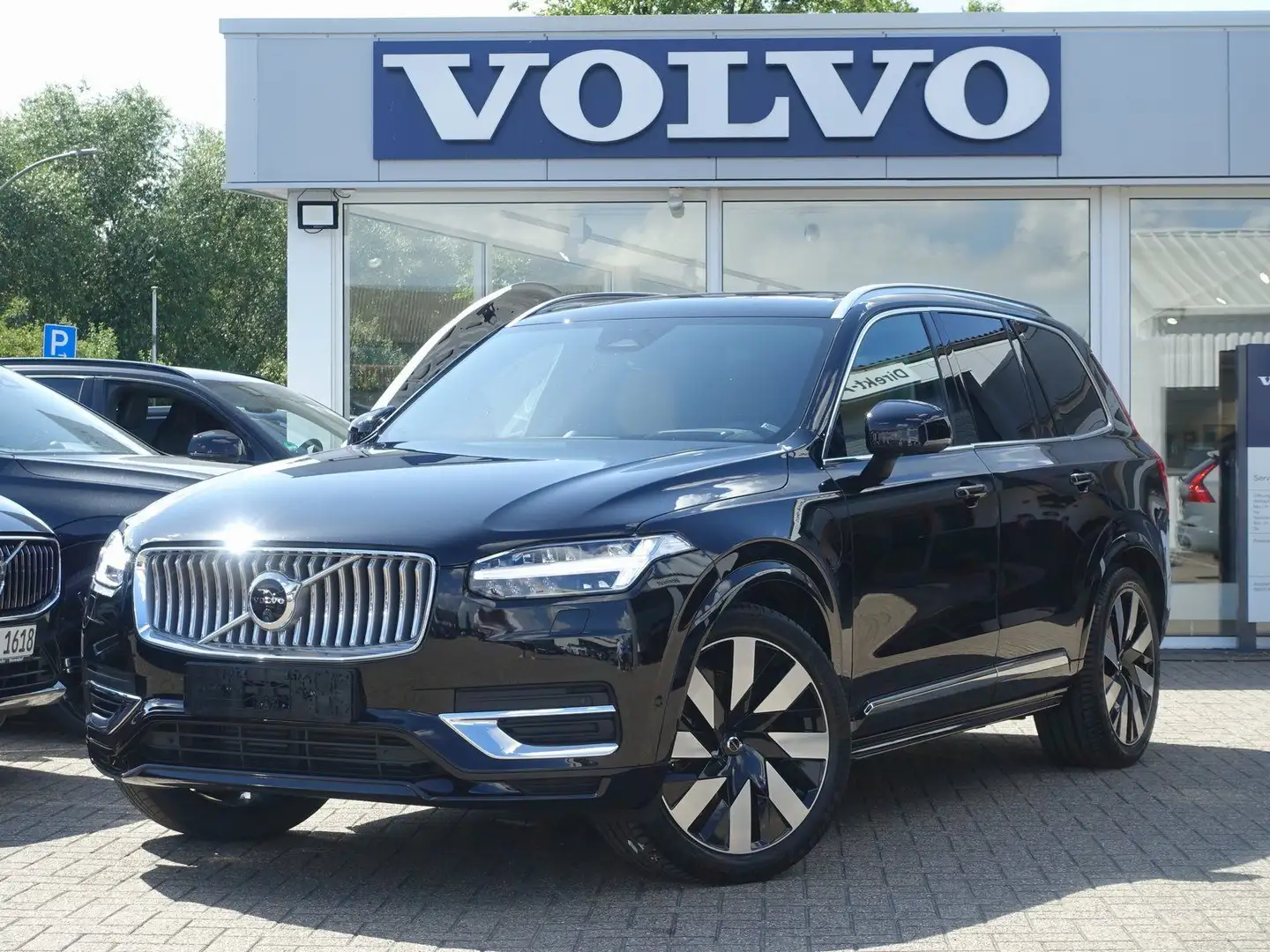 Volvo XC90 Plus Bright T8 Recharge AWD B&W/LUFT/AHK Schwarz - 1