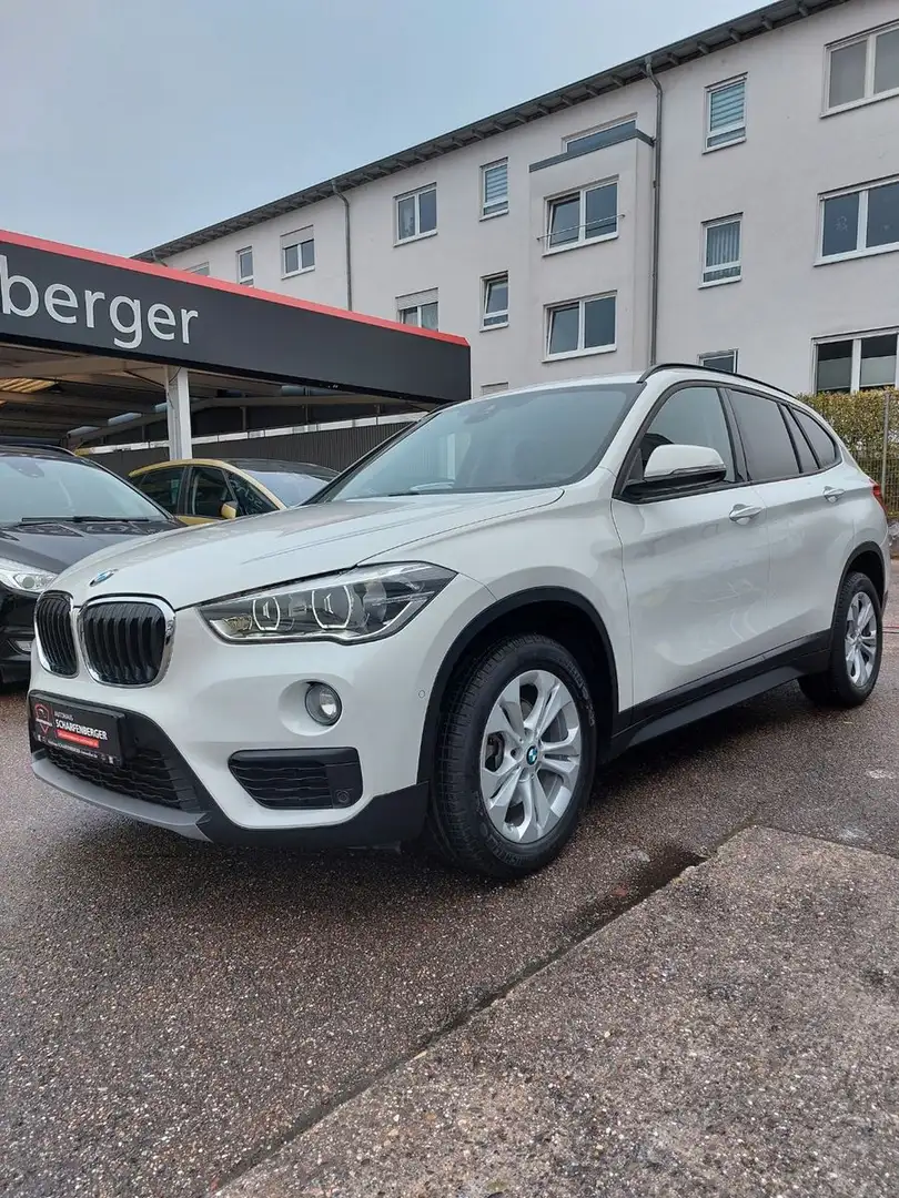 BMW X1 xDrive 18 d Advantage+El.Heckklappe+SitzH.+ Weiß - 1