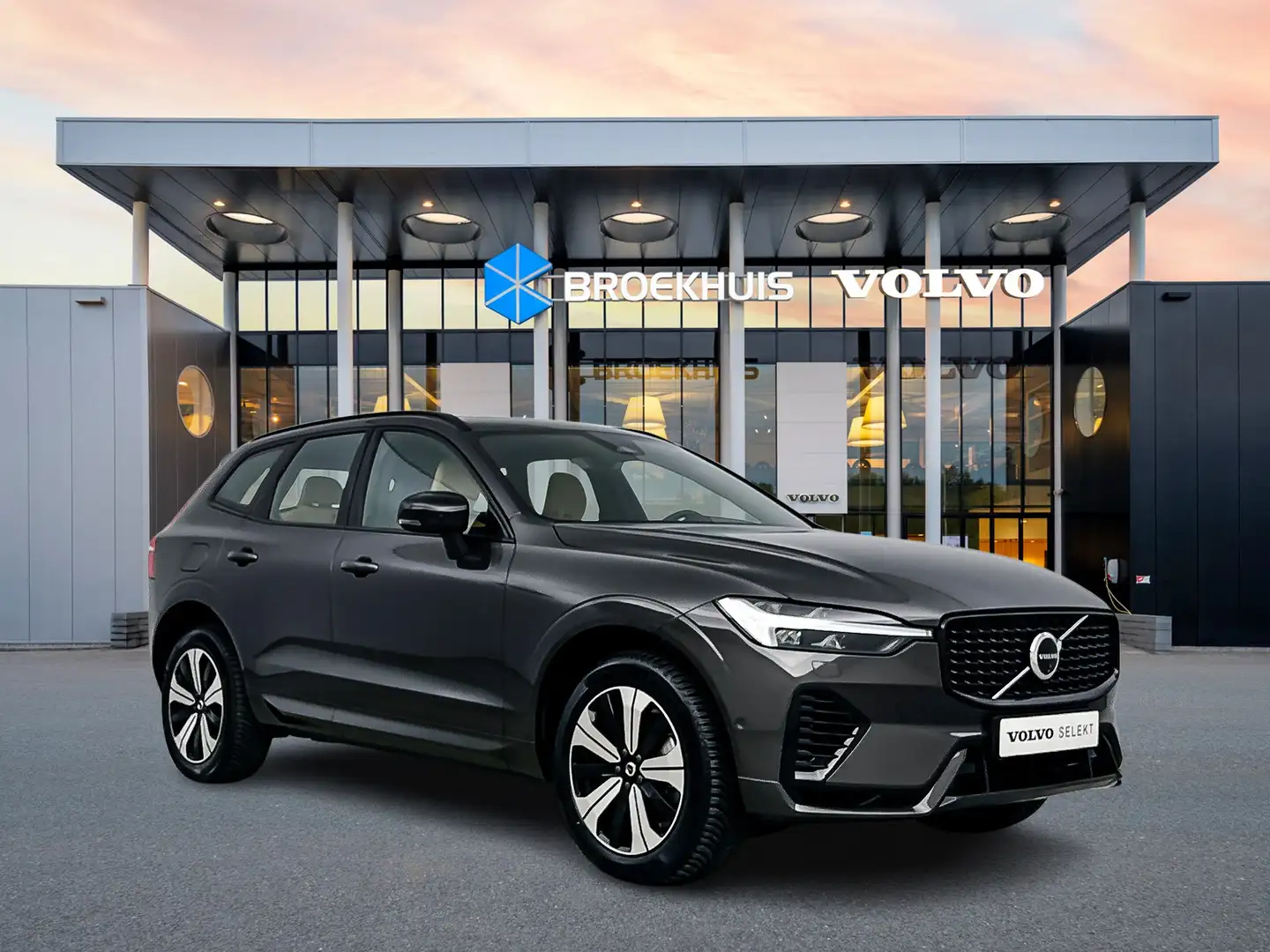 Volvo XC60 2.0 T6 Plug-in hybrid AWD Plus Dark | 19" Allseaso Gris - 2