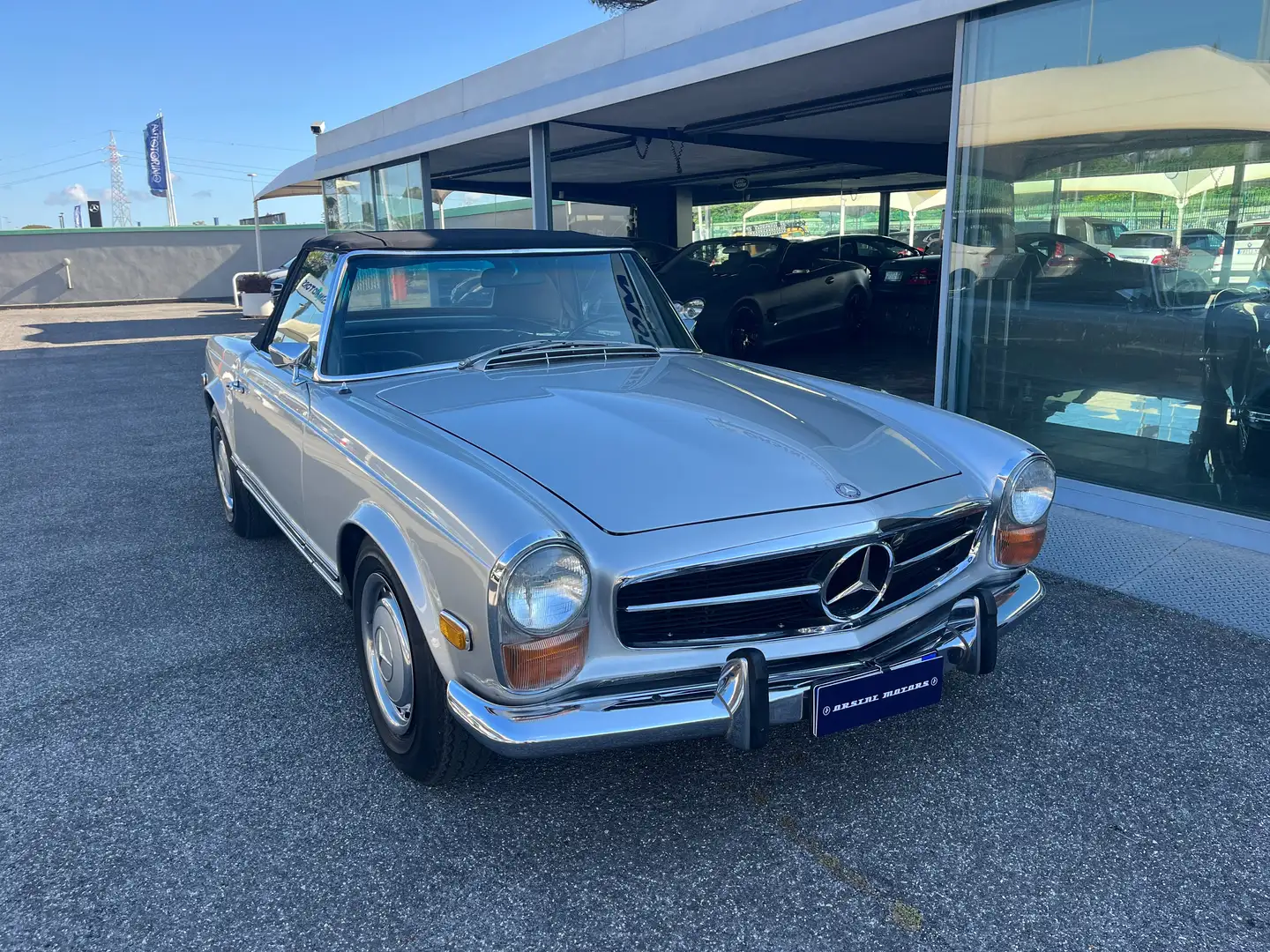 Mercedes-Benz SL 280 Srebrny - 1