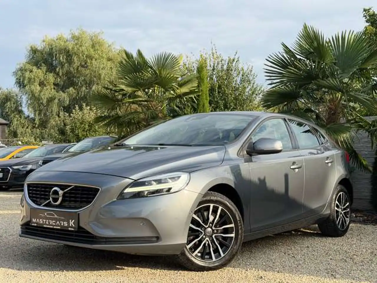 Volvo V40