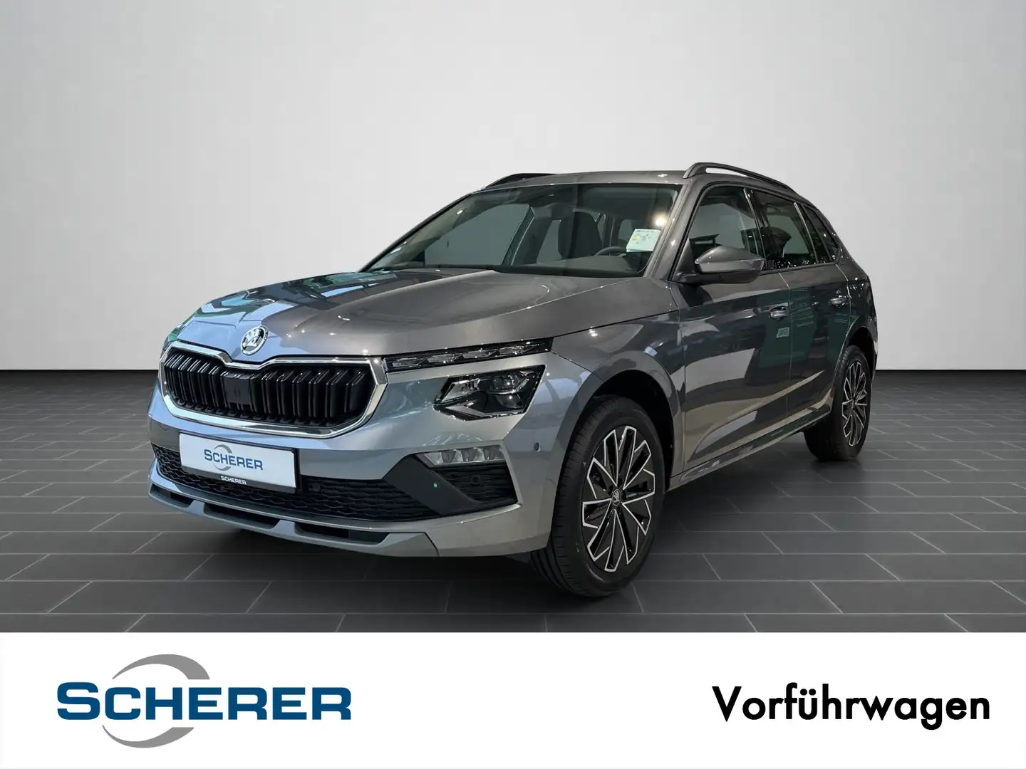 Skoda Kamiq TOUR 1.5TSI 110kw 150PS DSG Grau - 1