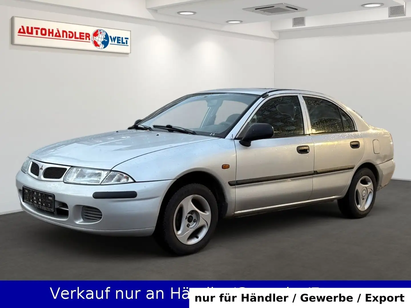 Mitsubishi Carisma 1.6i GL 1600 Silber - 1