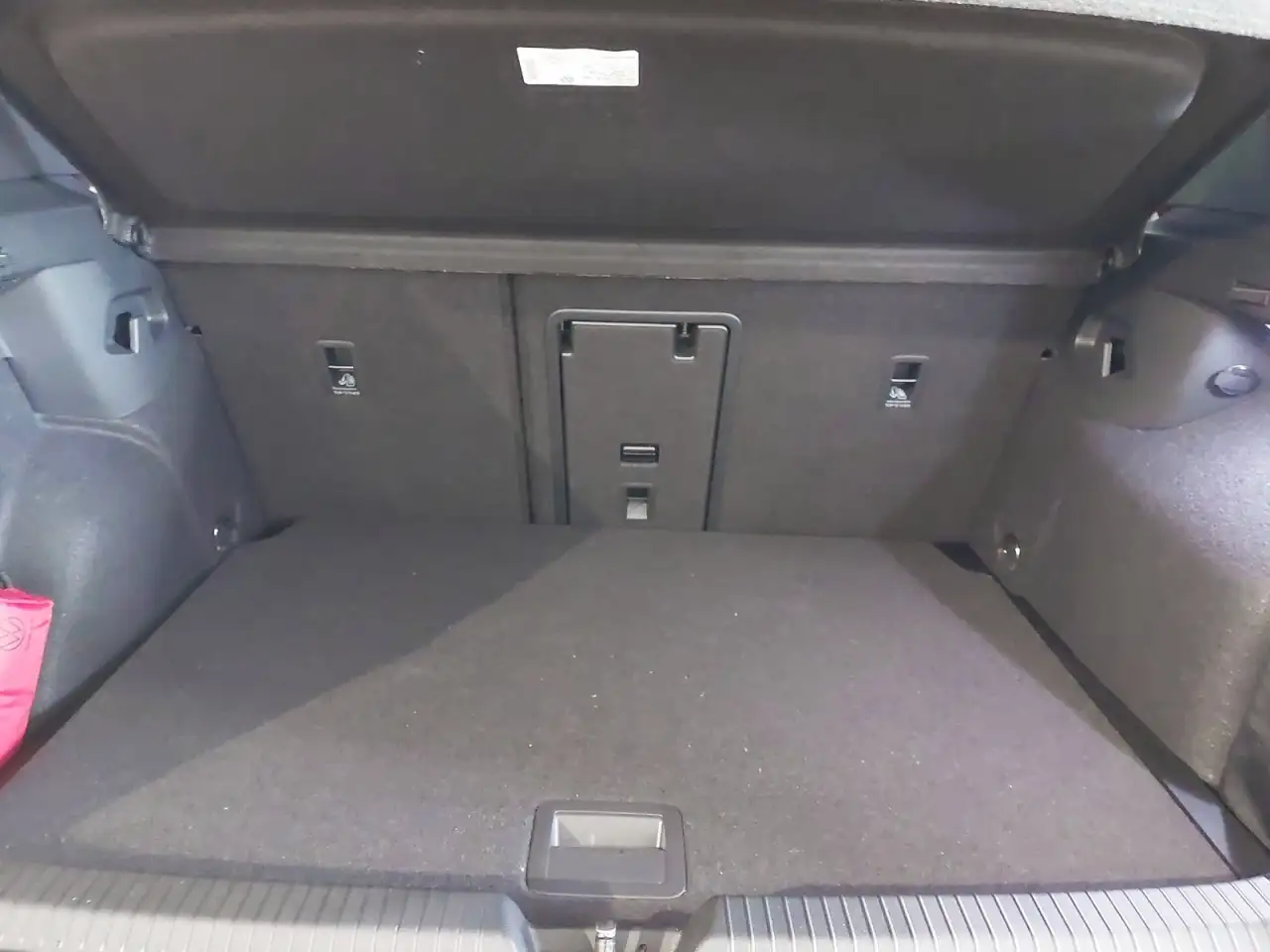 Volkswagen Golf VIII GTI Edition 50 2.0 TSI PANO+NAVI+SITZHZ 10