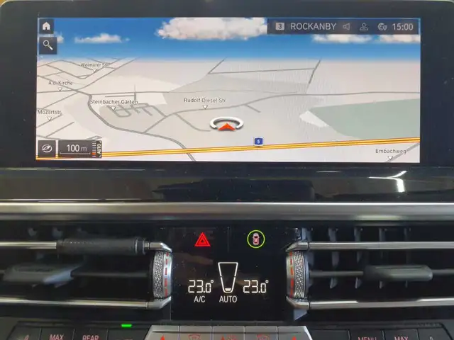 BMW X3 view 12