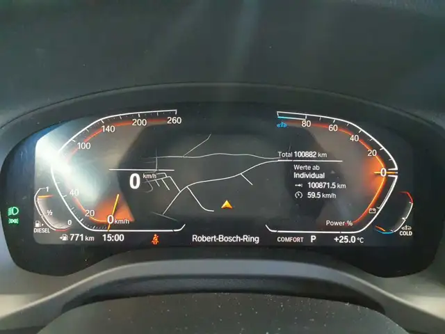 BMW X3 view 11