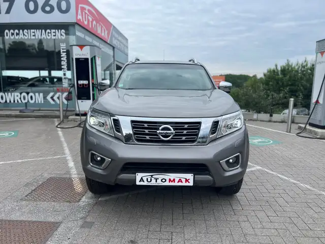 Nissan Navara 2.3 Dci 4X4 Aut. Executive. Prix htva marchand.