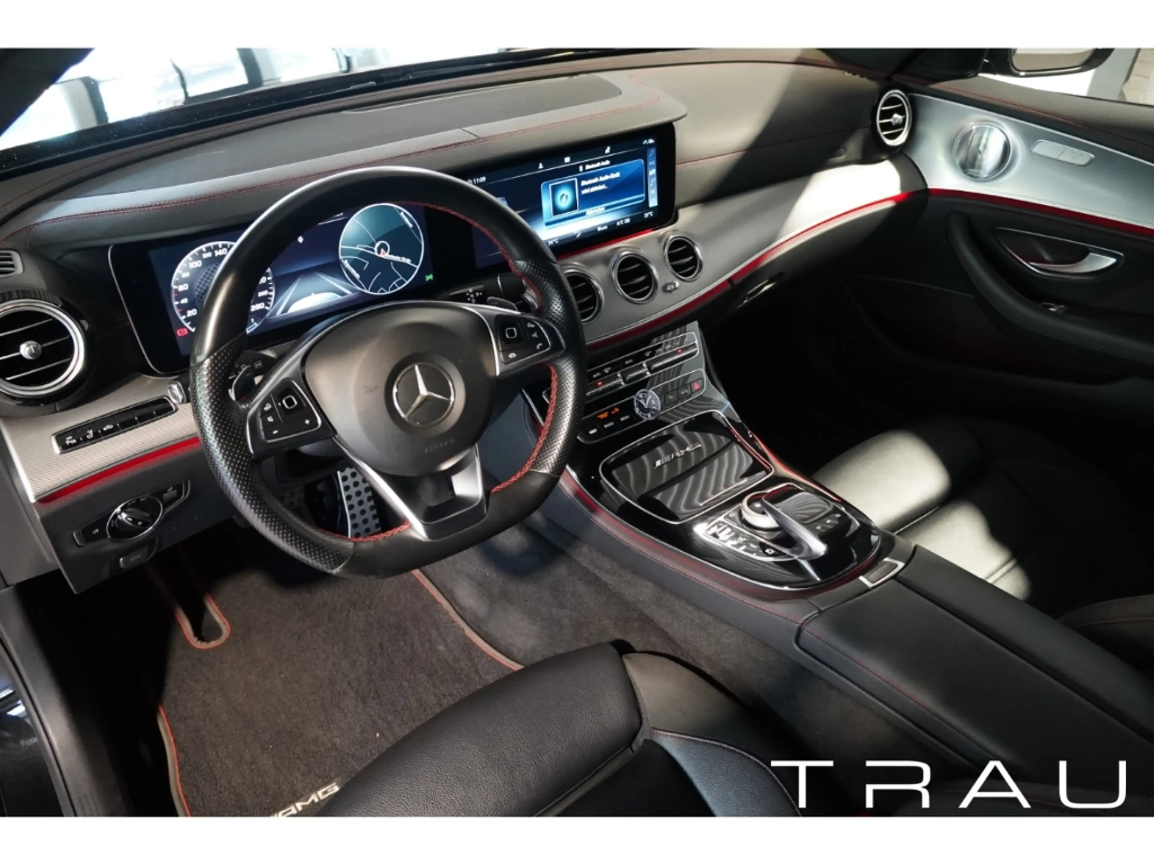 Mercedes-Benz E 43 AMG Multibeam 360 Burmester 20'' Widescreen — photo 8