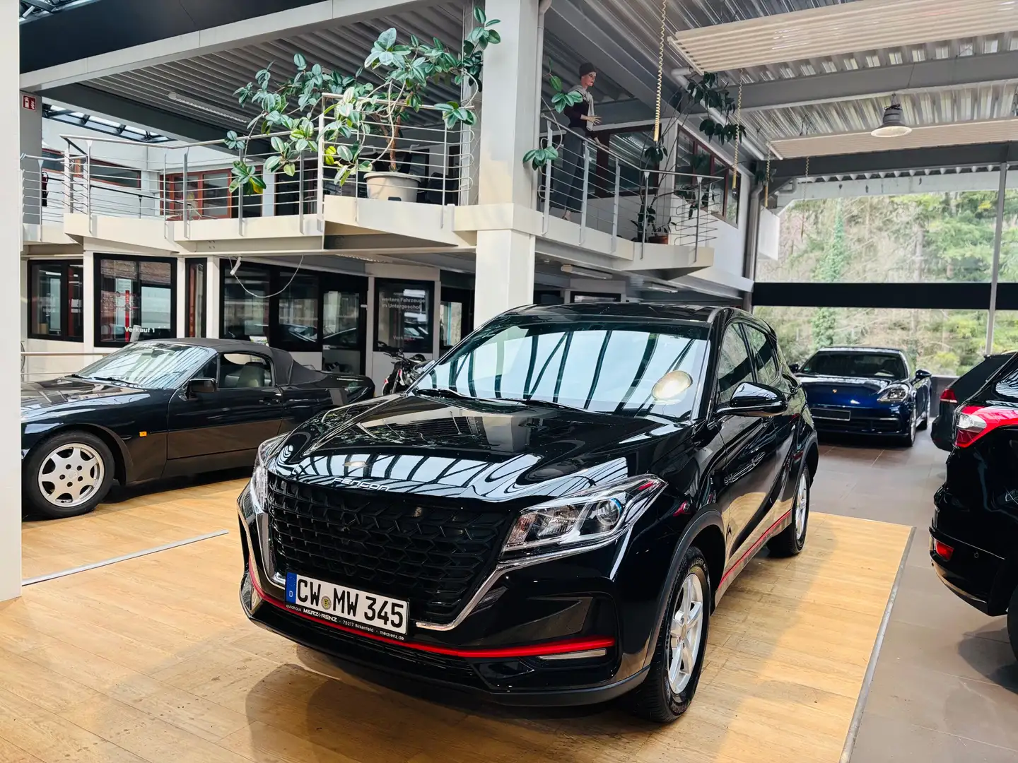 DFSK Fengon 500 Automatikfahrzeug mit super Ausstattung Nero - 1