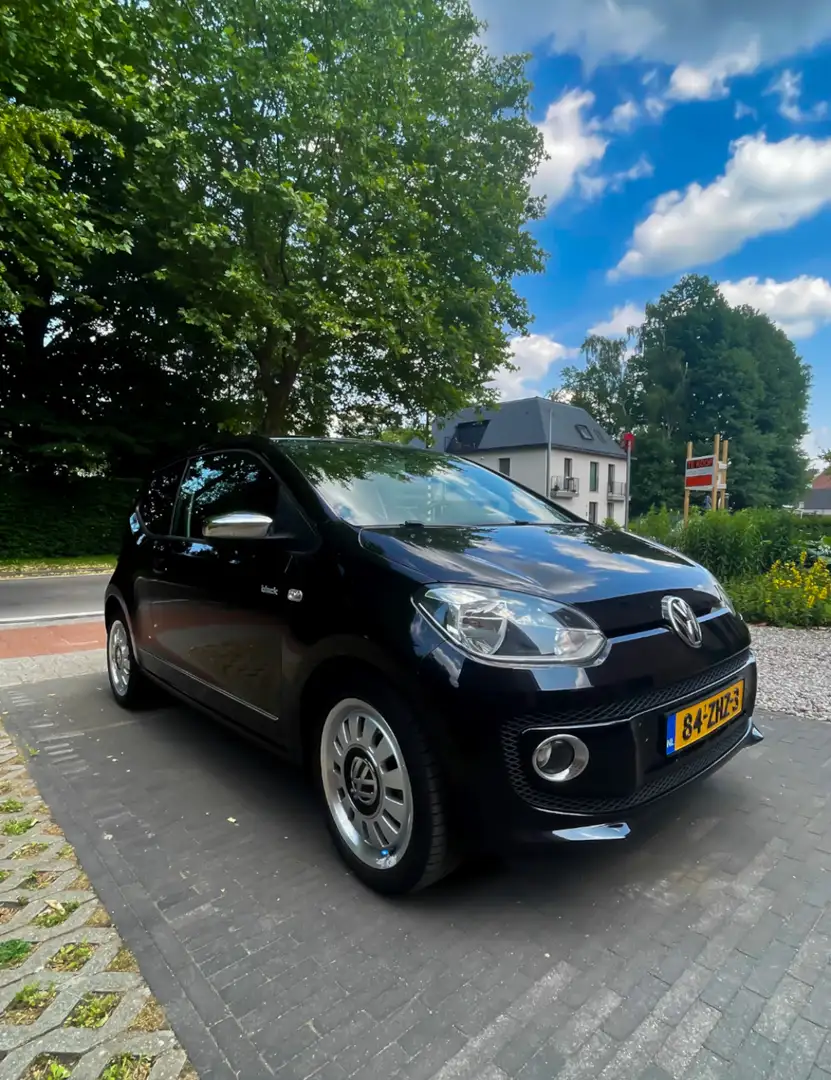 Volkswagen up! black! - 1