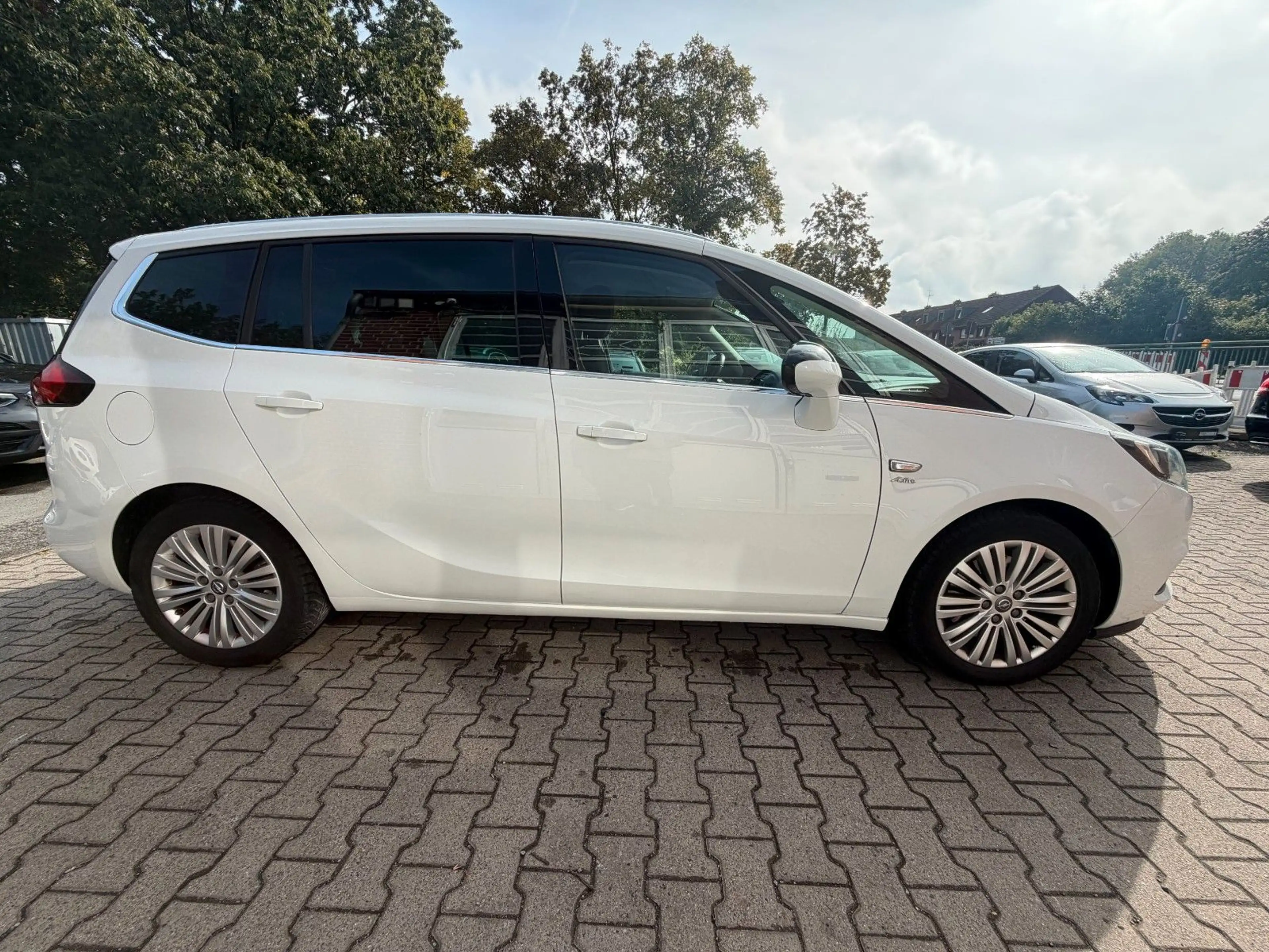 Opel Zafira C Active 2.0 CDTI AUTOMATIK / 7 SITZER — photo 6