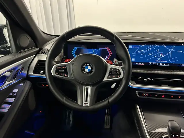 BMW XM view 11