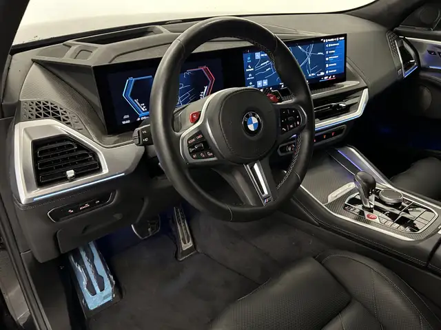 BMW XM view 8