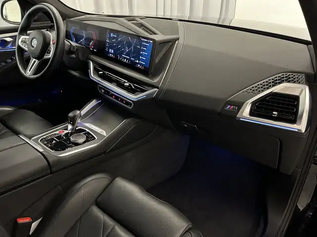 BMW XM view 9