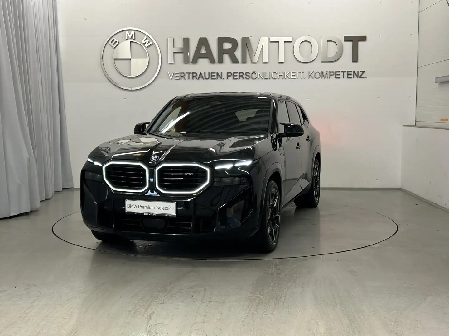 BMW XM 50e *AHV / Harman Kardon / Massage* Schwarz - 2