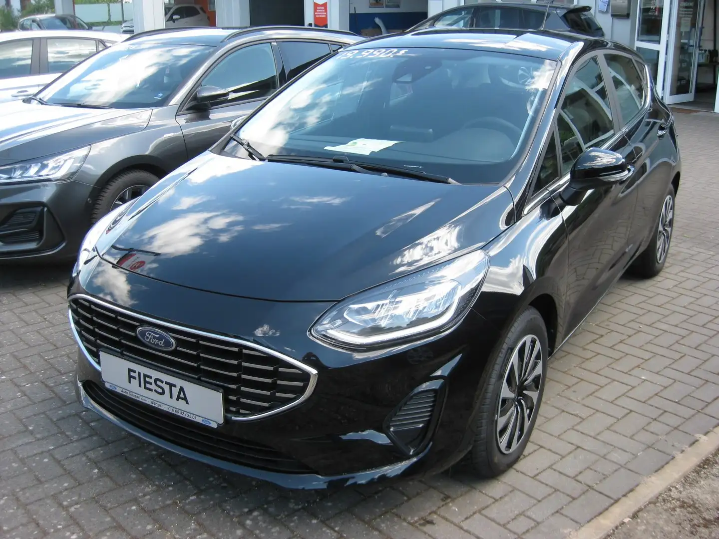 Ford Fiesta 1.0 EcoBoost Hybrid S Schwarz - 1