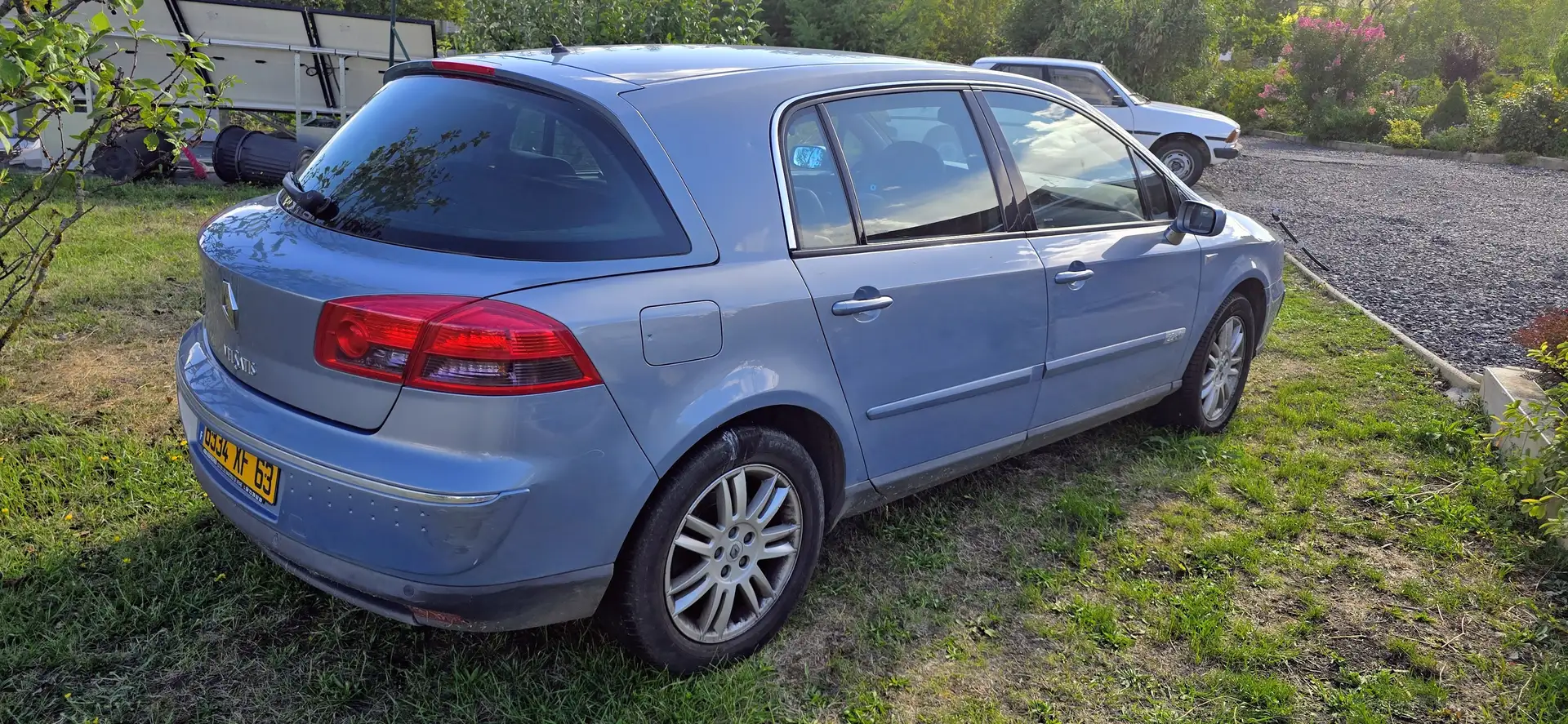 Renault Vel Satis Vel Satis 2.2 dCi 115 Expression Синій - 2