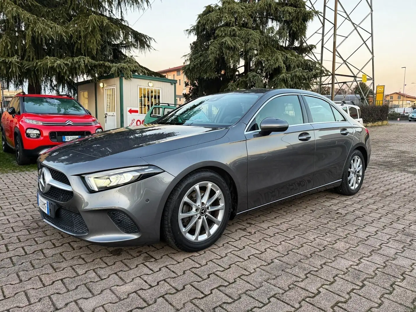 Mercedes-Benz A 200 A 200 Automatic SEDAN NAVIGA TELECAMERA CRUISE SEN Grigio - 1