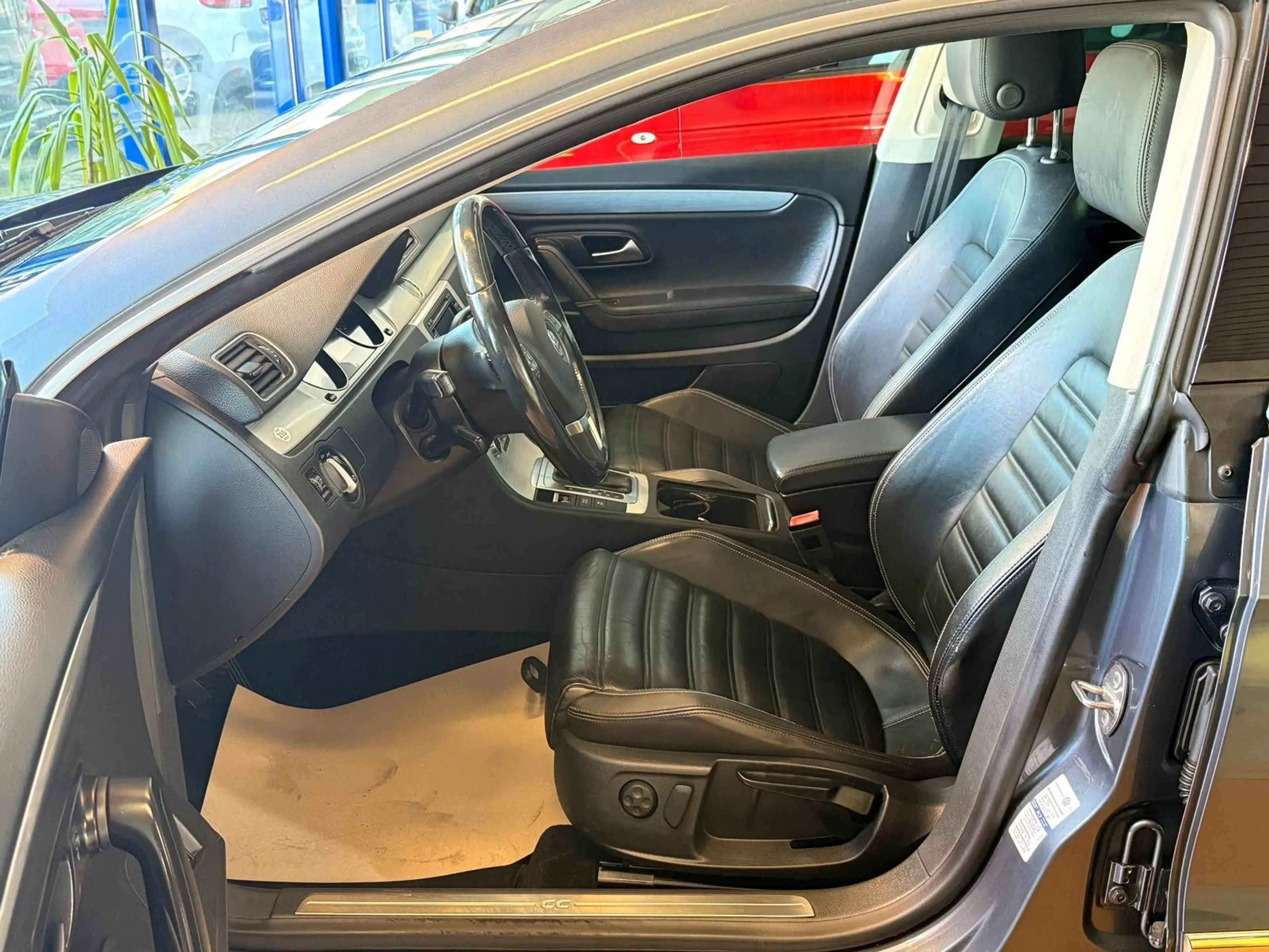 Volkswagen CC BMT /Autom./2.Hd/SHZ/SH/Navi/Cam. — photo 8