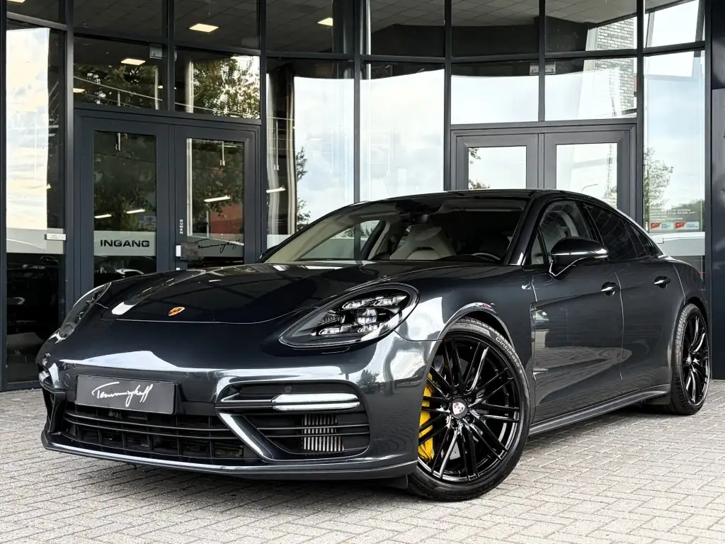 Porsche Panamera 2017 из Европы — купить под ключ