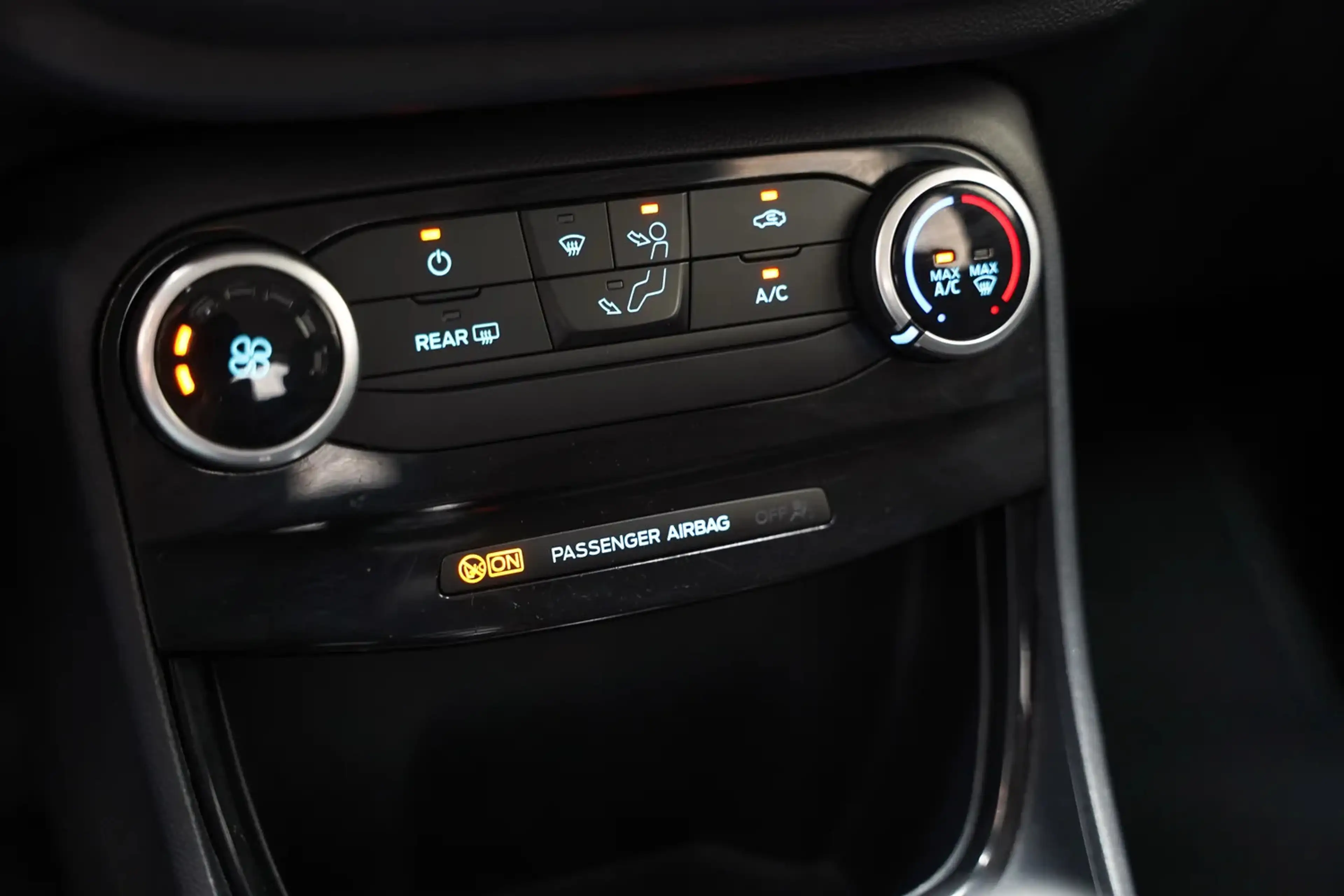 Ford Puma PUMA 1.0 EcoBoost Connected [ Carplay Cruise Airco — photo 5