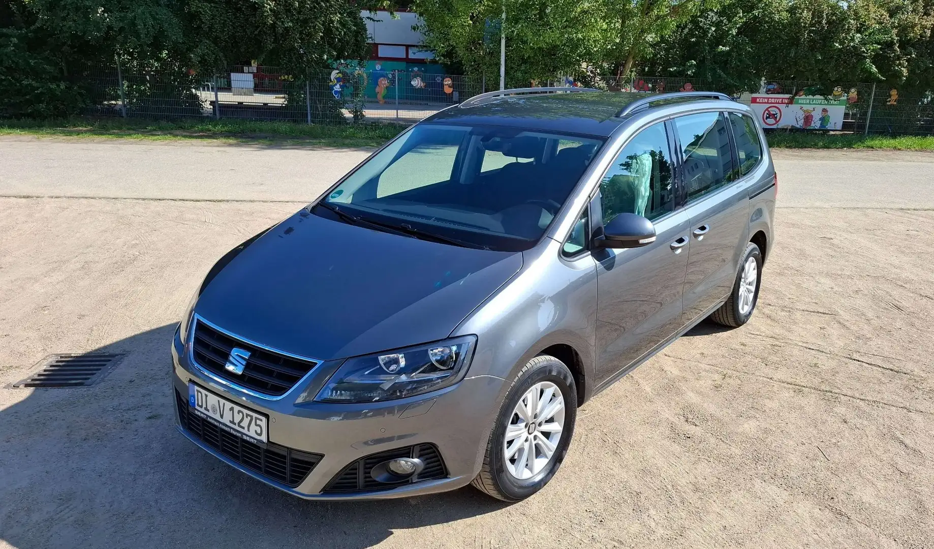 SEAT Alhambra 1.4 TSI Style aus erster Hand! TÜV/AU Neu! Gri - 1