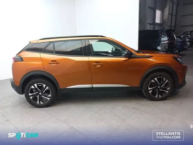 Peugeot 2008 view 4