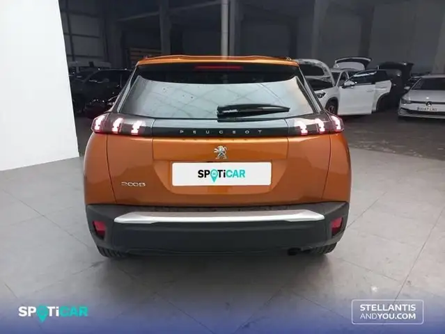 Peugeot 2008 view 5