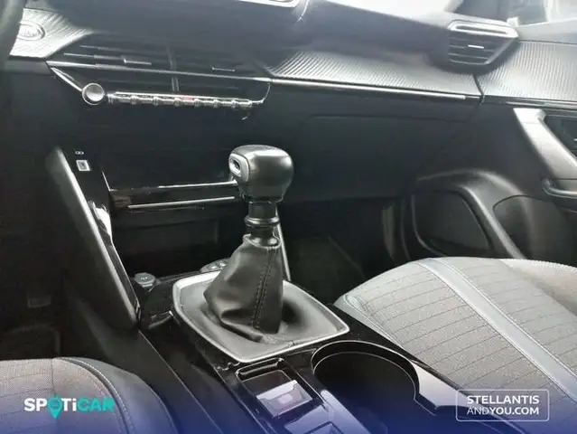 Peugeot 2008 view 25